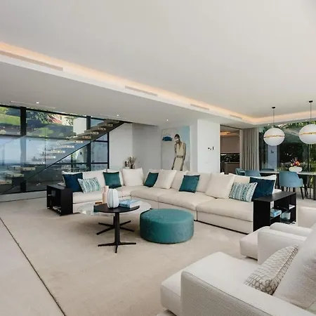 Exclusive Chalet Gitana