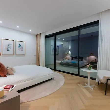 Exclusive Chalet Gitana אסטפונה