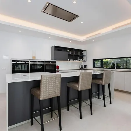 Exclusive Chalet Gitana אסטפונה